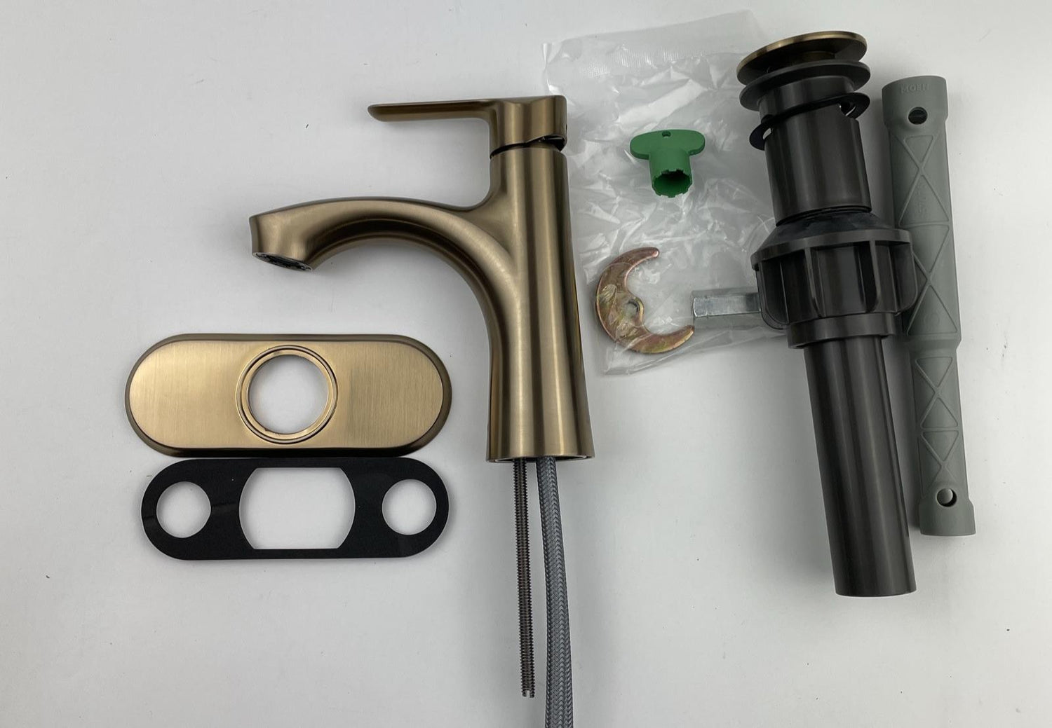 Moen 84516BZG Findlay Single-Handle Centerset Bathroom Faucet - Bronzed Gold