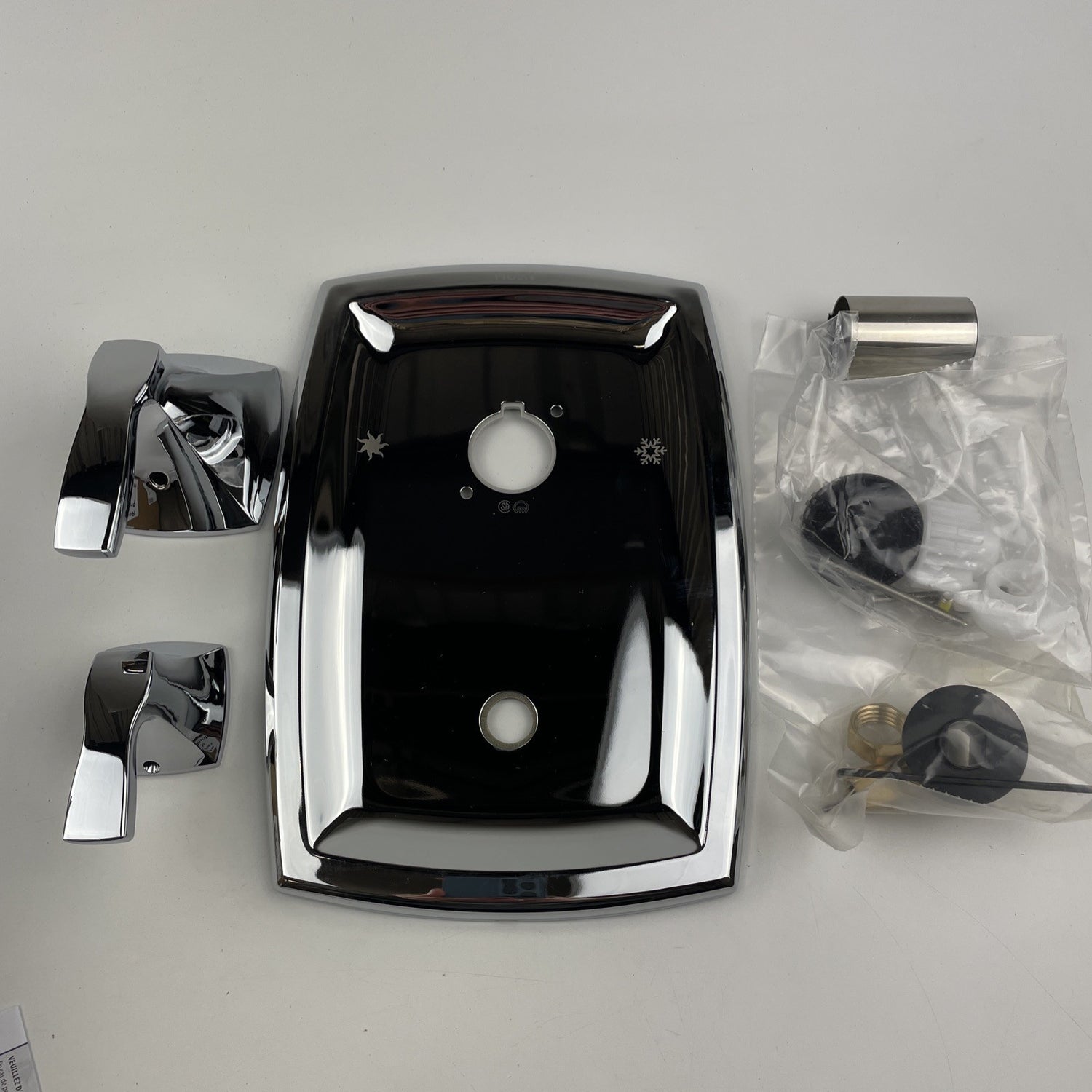 (READ) Moen T2690 Voss 3 Function Pressure Balanced Valve Trim - Chrome