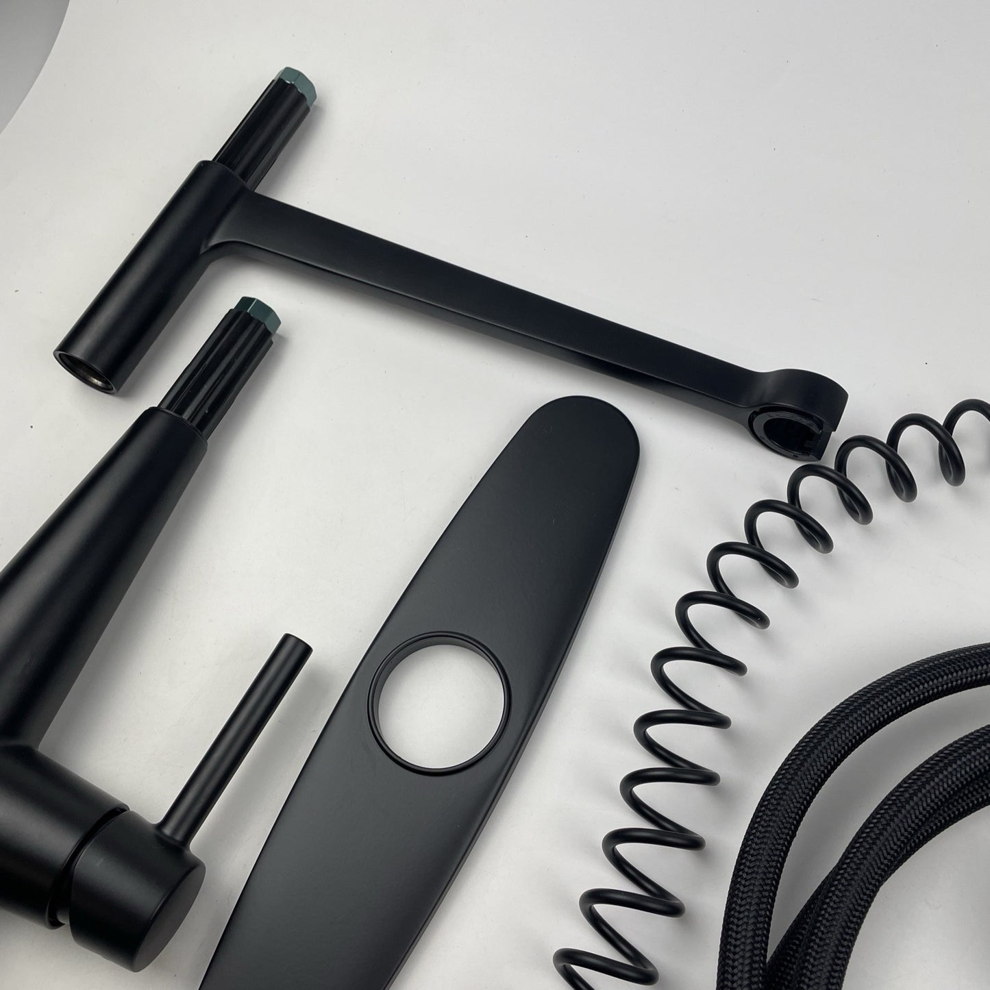 Moen 5925BL Sleek One-Handle Pulldown Kitchen Faucet - Matte Black