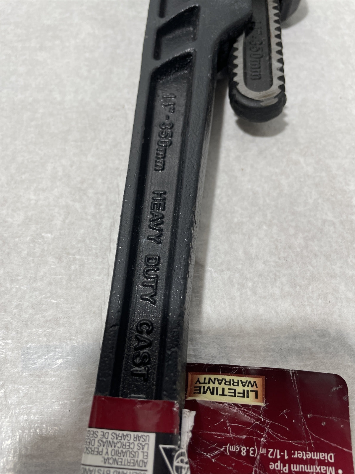 Husky 14 in. Heavy Duty Cast Iron Pipe Wrench with 1-1/2 in. Jaw Capacity