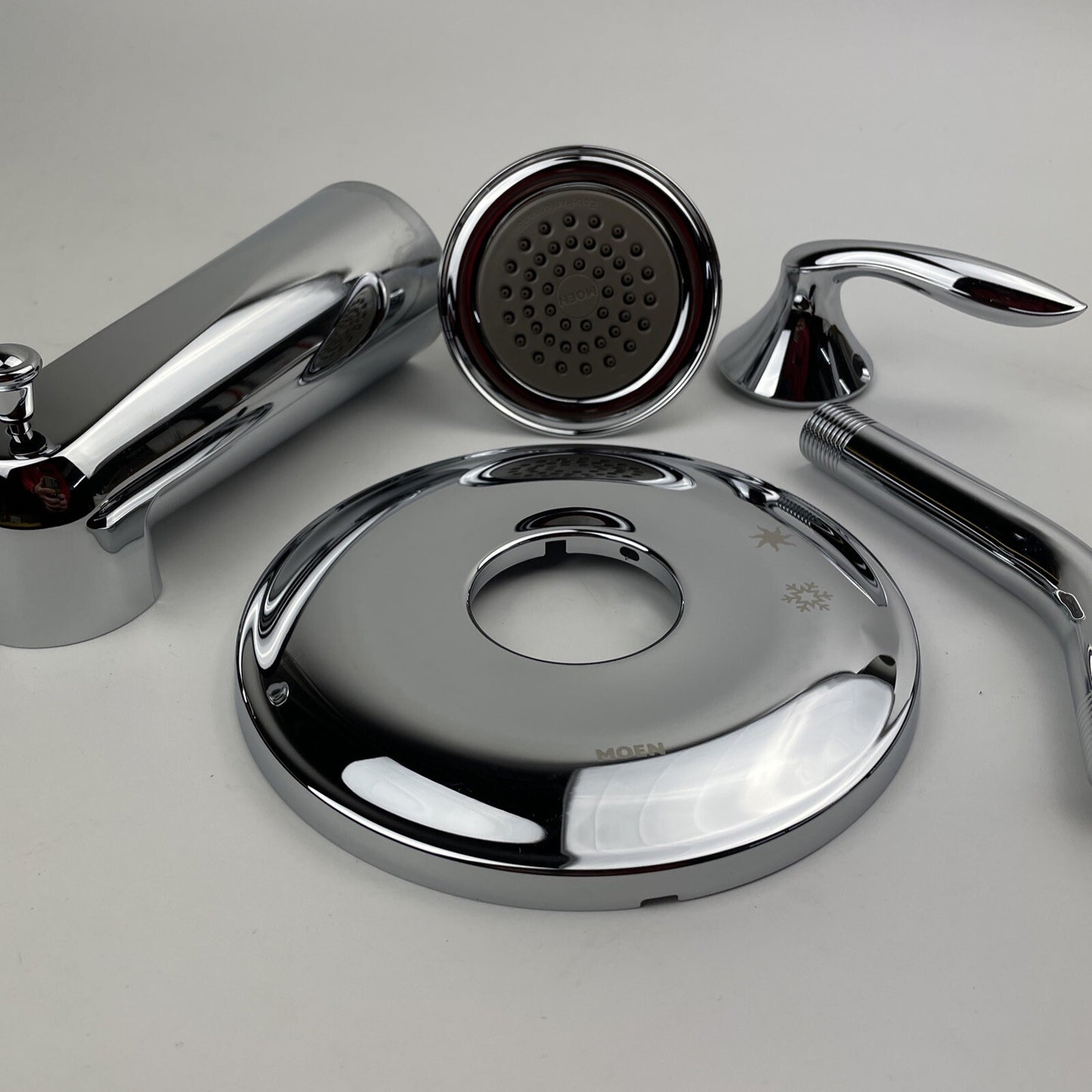 Moen UT2133EP Eva Tub and Shower Trim Package Single Function Head - Chrome