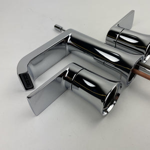 Moen 84763 Genta 8 in. Widespread 2-Handle Bathroom Faucet Chrome Finish