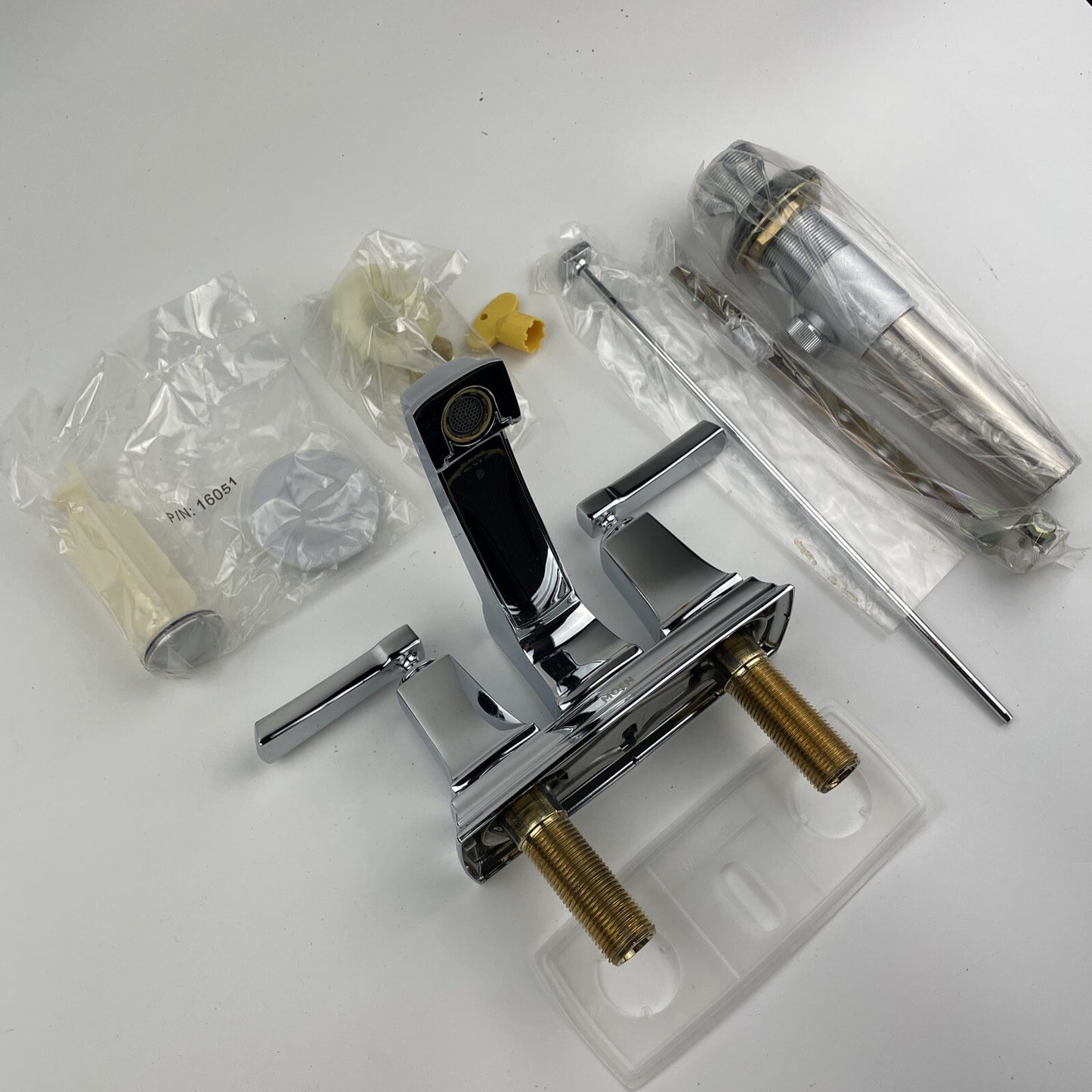 Moen 6010 Boardwalk 2-Handle Centerset Bathroom Faucet - Chrome