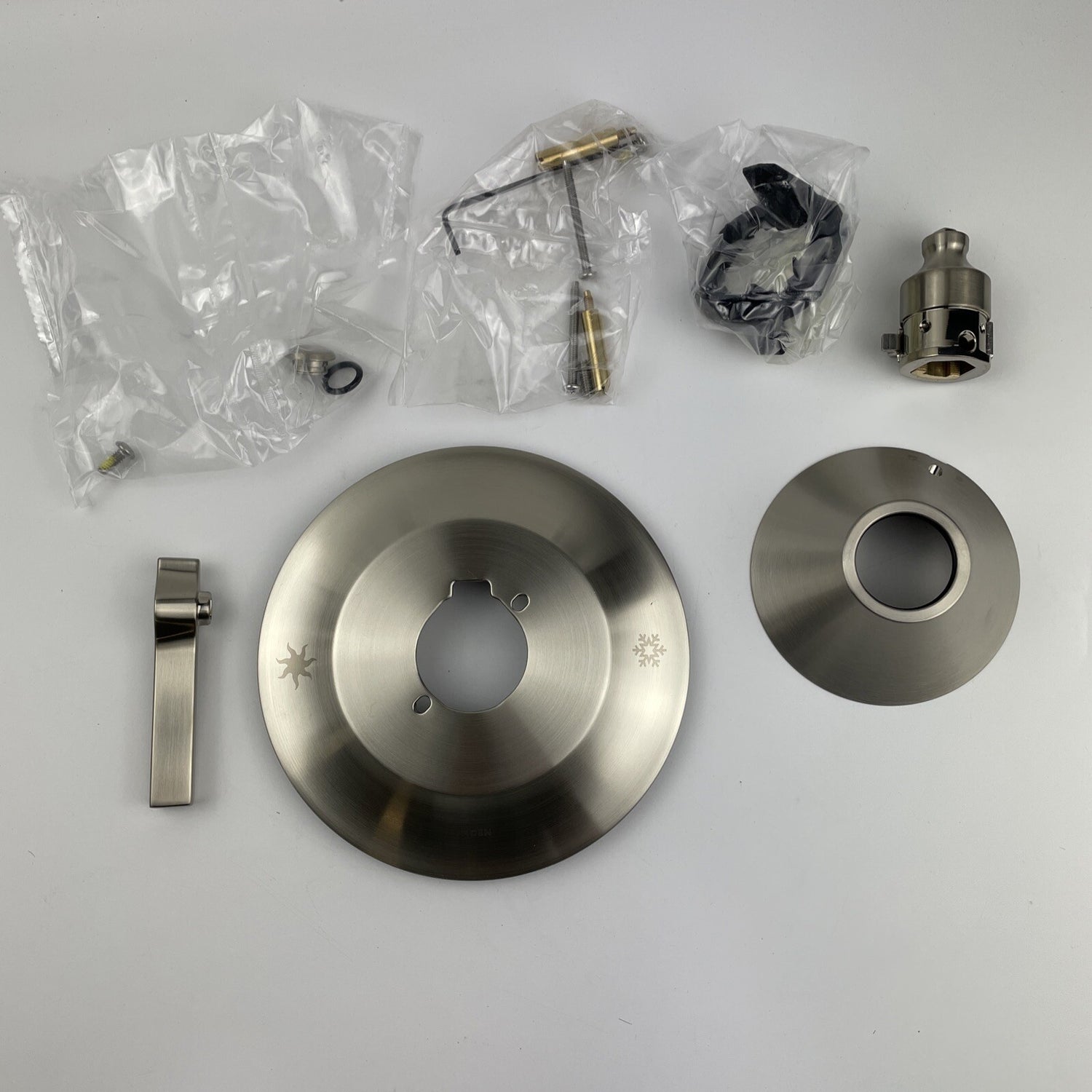 (READ) Moen TS2911BN Flara One-Handle Tub and Shower Trim Kit - Brushed Nickel