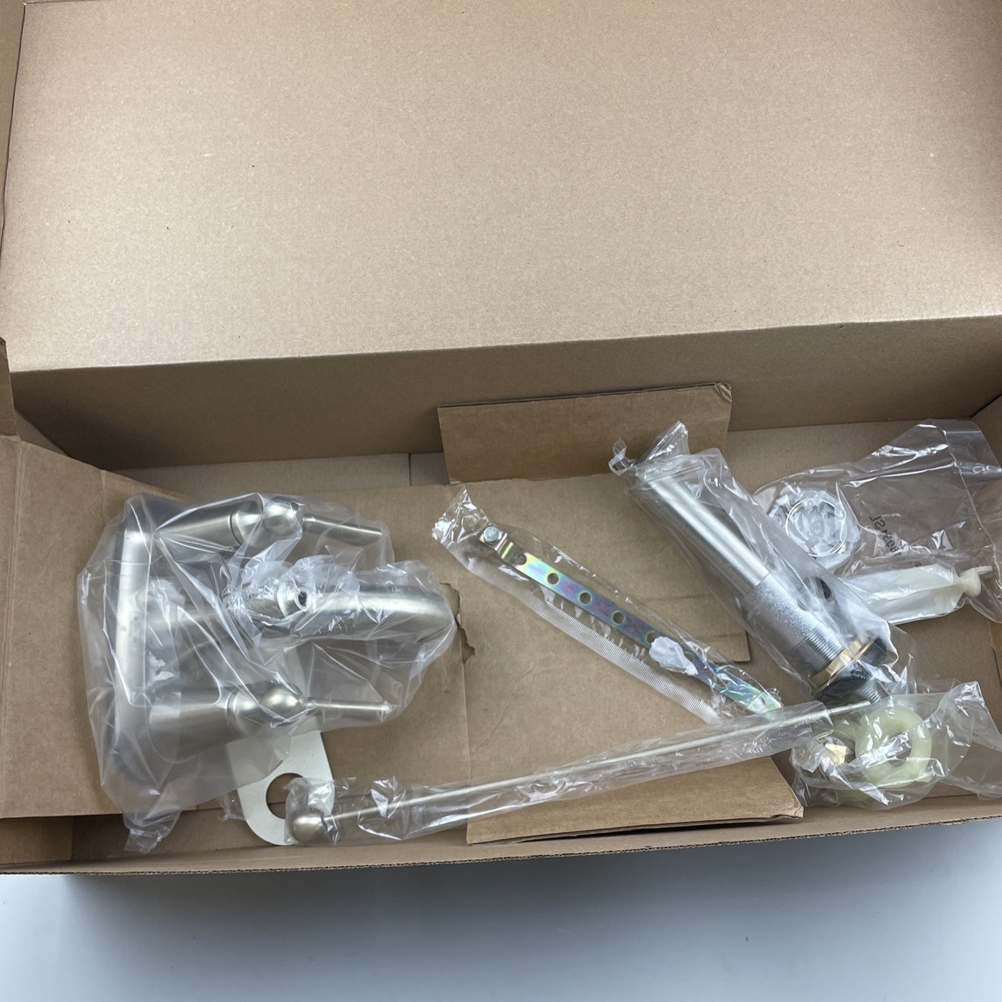 Moen 4505BN Wynford Centerset High-Arc Bathroom Faucet - Brushed Nickel