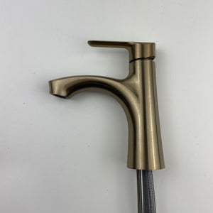 Moen 84516BZG Findlay Single-Handle Centerset Bathroom Faucet - Bronzed Gold