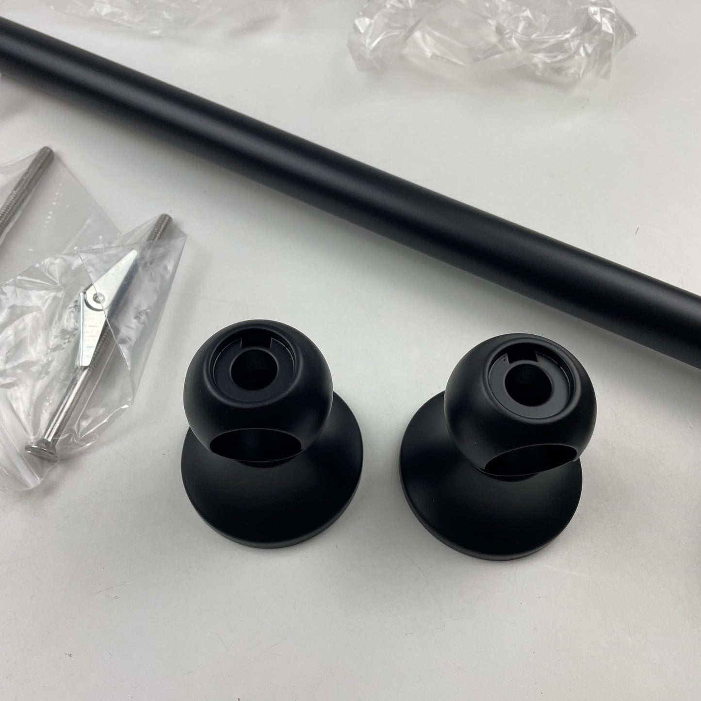 Moen 154296BL Weymouth 30" Traditional Slide Bar Kit - Matte Black
