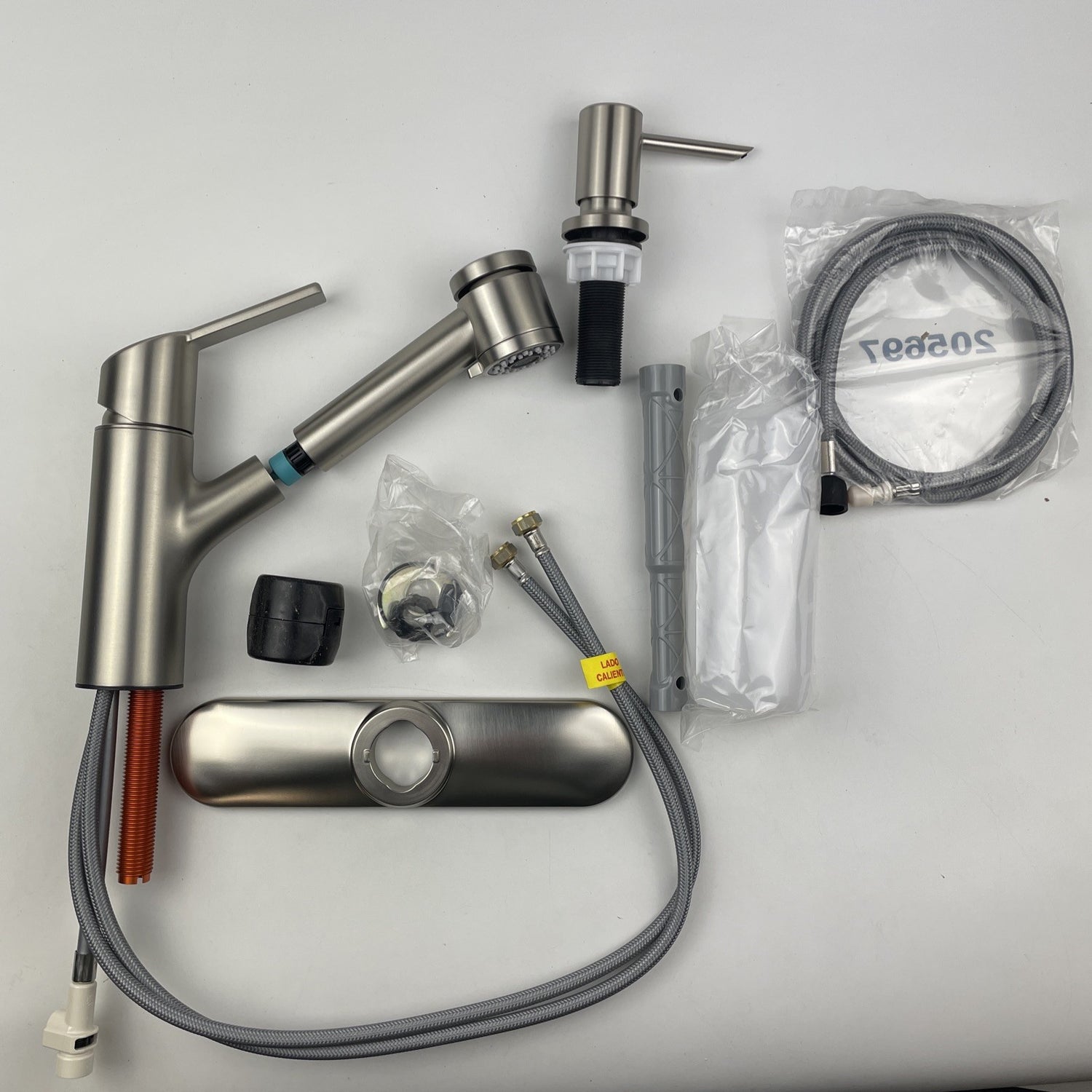 (READ) Moen 87701SRS Sombra Single-Handle Pull-Out Sprayer Kitchen Faucet