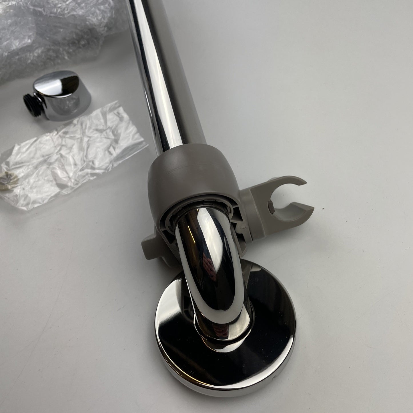 Moen CFG 40124 Capstone 3-Spray Handheld Shower 24" Grab Slide Bar - Chrome