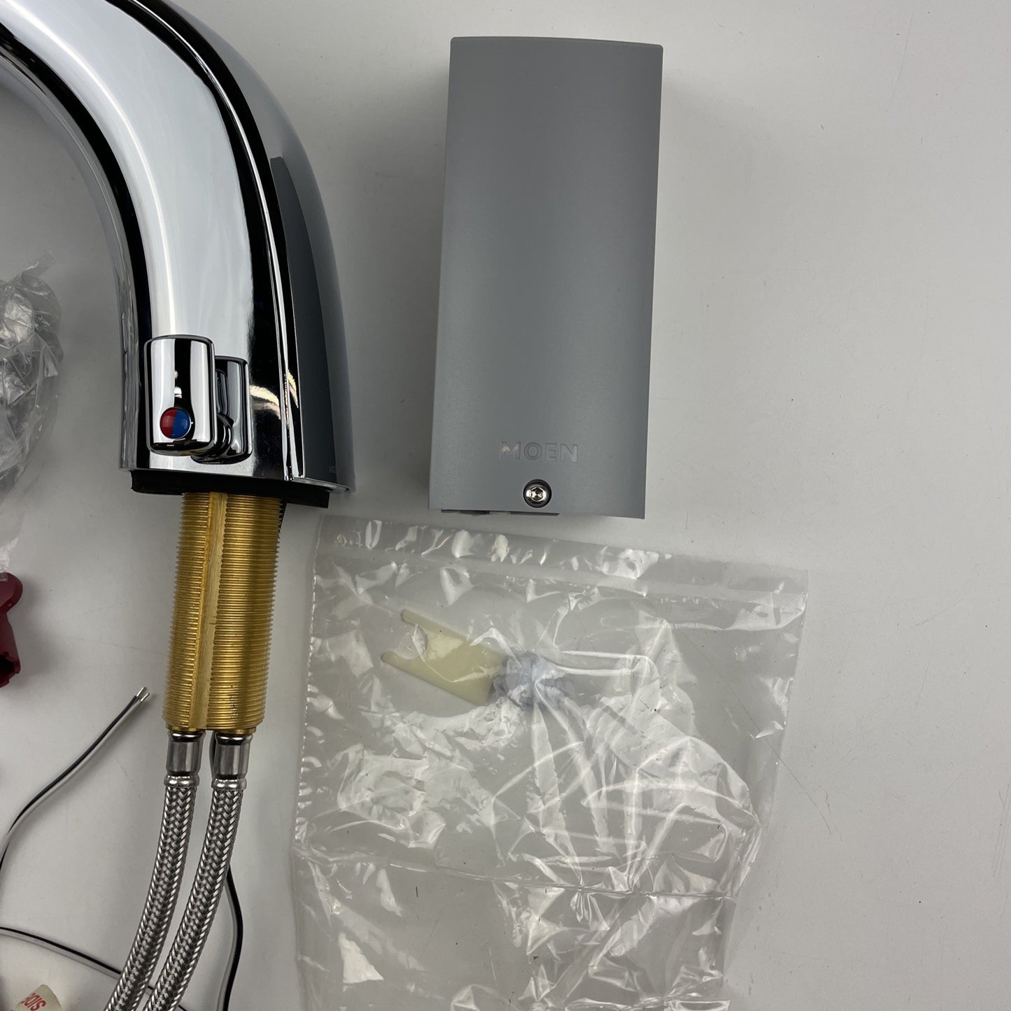 Moen 8554AC M-POWER One Handle Sensor Operated Lavatory Faucet - Chrome