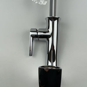 (READ) Moen S6910 Doux One-Handle Single Hole Bathroom Faucet - Chrome