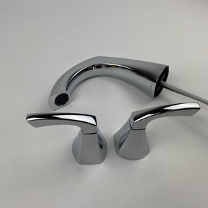 Moen 84504 Lindor 2-Handle Widespread Bathroom Faucet Chrome