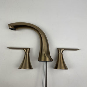 Moen 84517BZG Findlay 8 in Widespread Two-Handle Bathroom Faucet Bronzed Gold