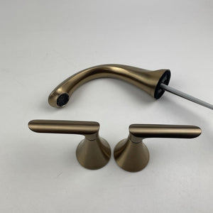 Moen 84517BZG Findlay 8 in Widespread Two-Handle Bathroom Faucet Bronzed Gold
