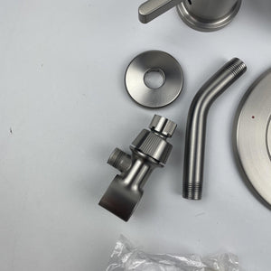 Moen 82775SRN Beric Single-Handle Tub & Shower Faucet 5-Spray Brushed Nickel