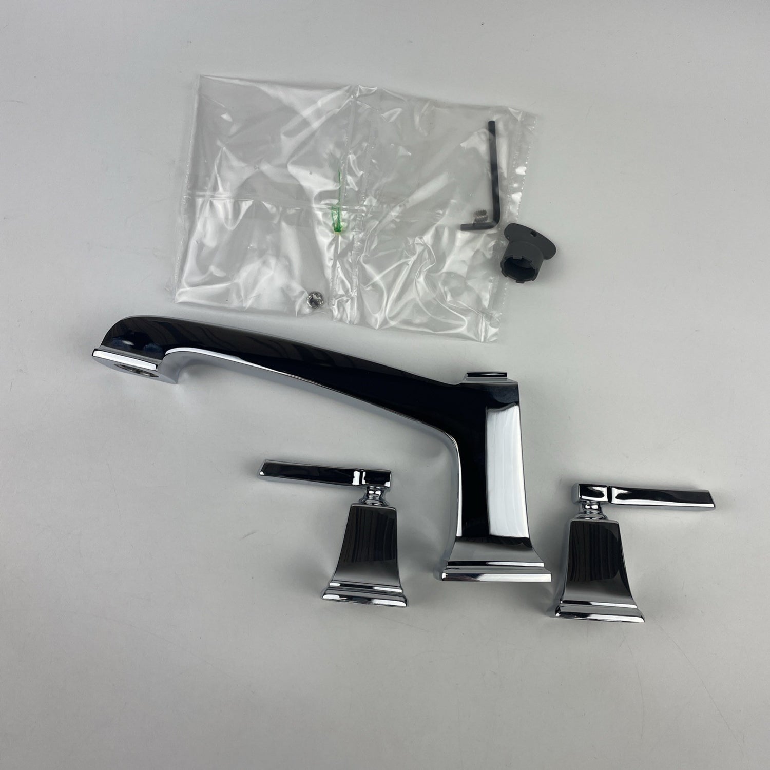 Moen T623 Boardwalk 2-Handle Roman Tub Faucet Trim Kit Chrome